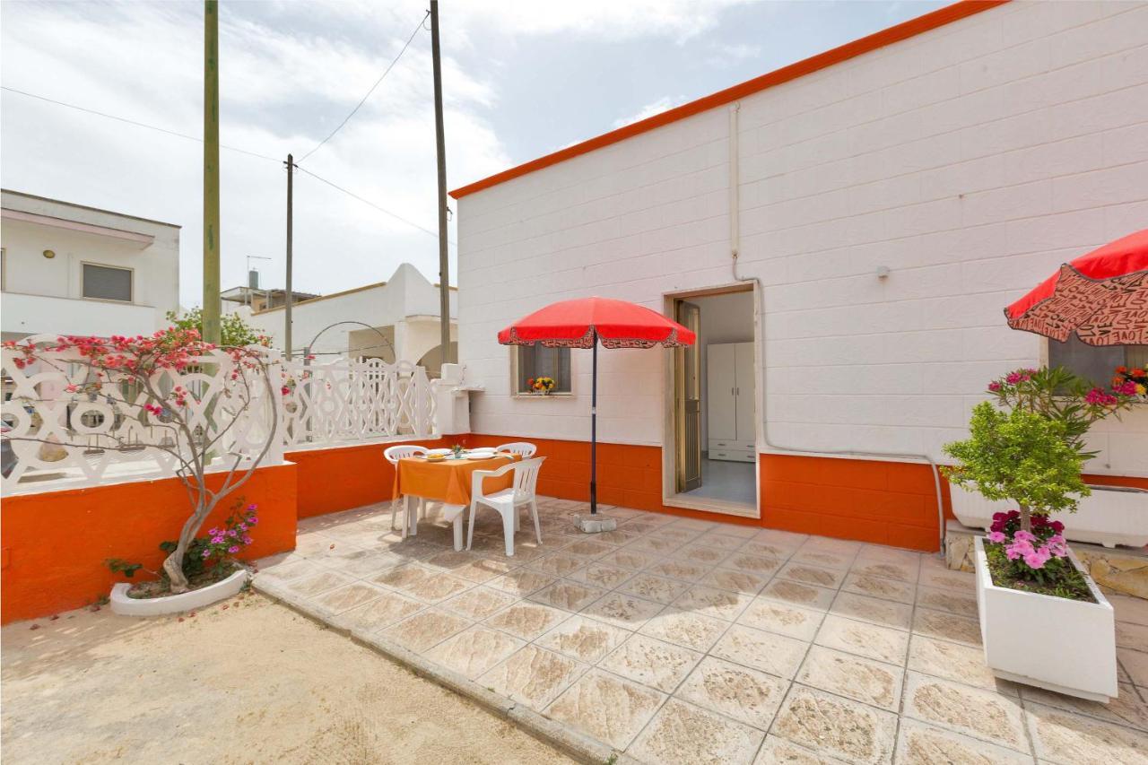 A Casa Di Mario By Barbarhouse Apartment Torre Lapillo Exterior photo