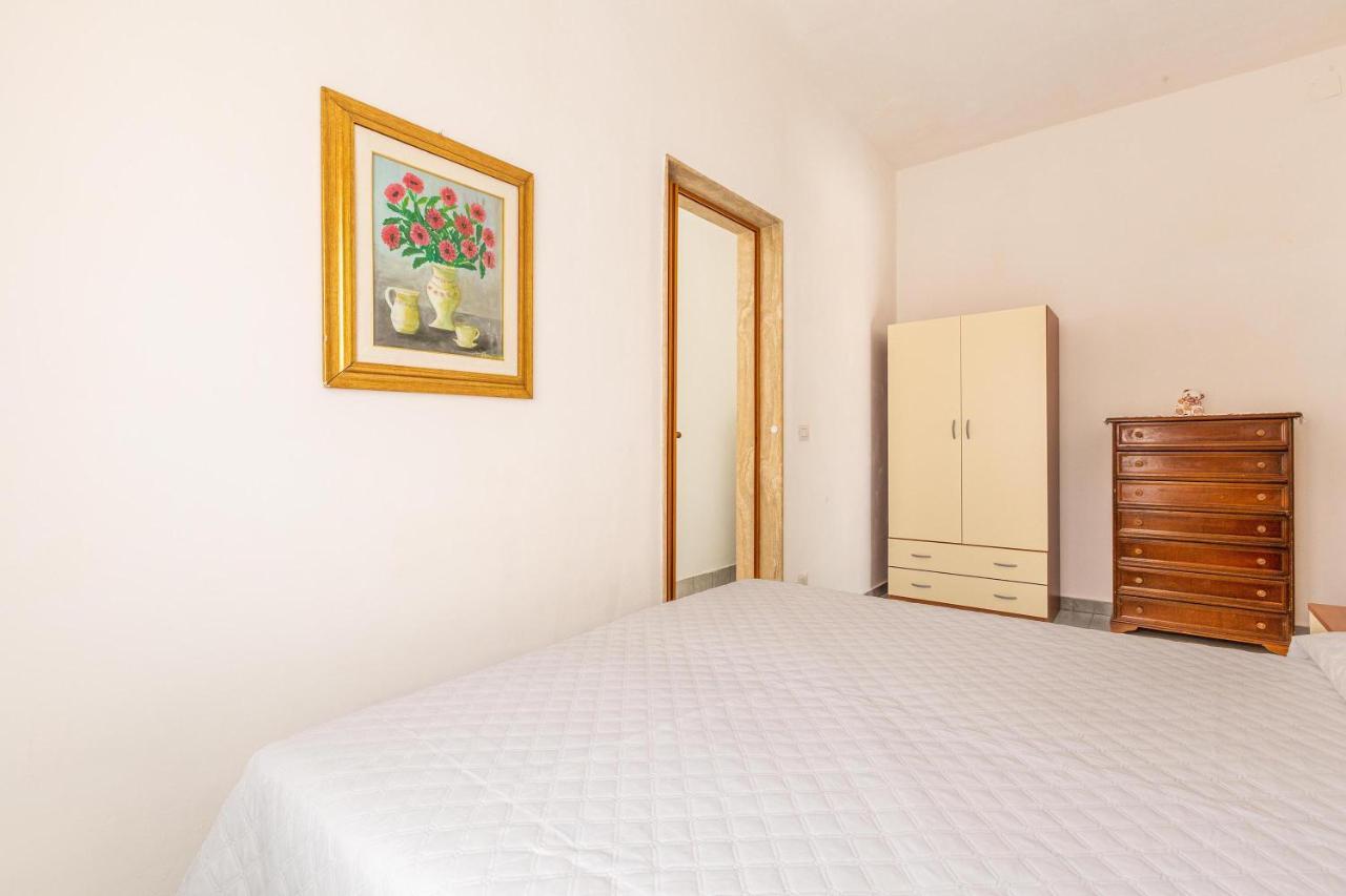 A Casa Di Mario By Barbarhouse Apartment Torre Lapillo Exterior photo