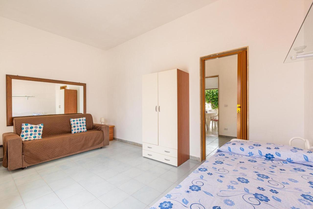 A Casa Di Mario By Barbarhouse Apartment Torre Lapillo Exterior photo